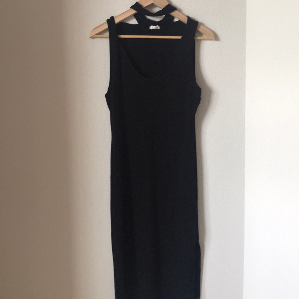 Caution to the wind black bodycon dres with choker